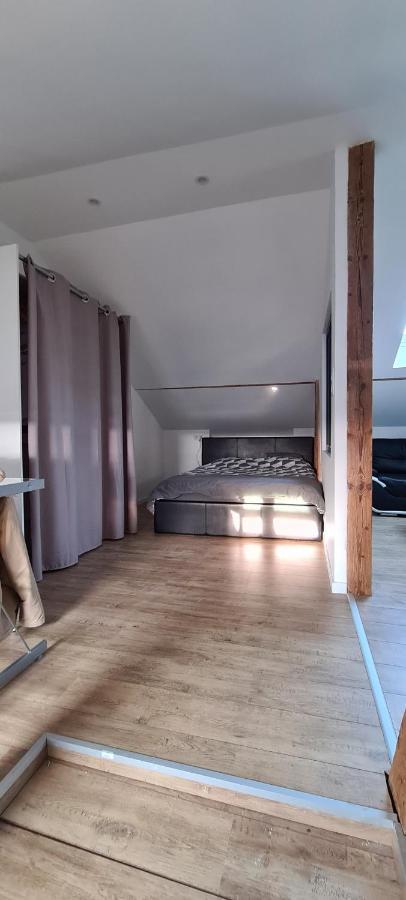 Apartment Wood Loft By *